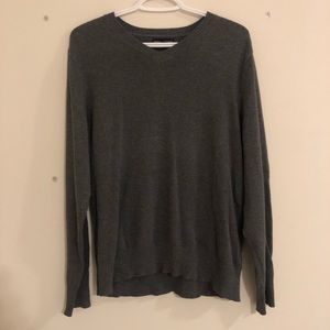 Banana Republic Men’s Grey V-Neck Sweater (S)